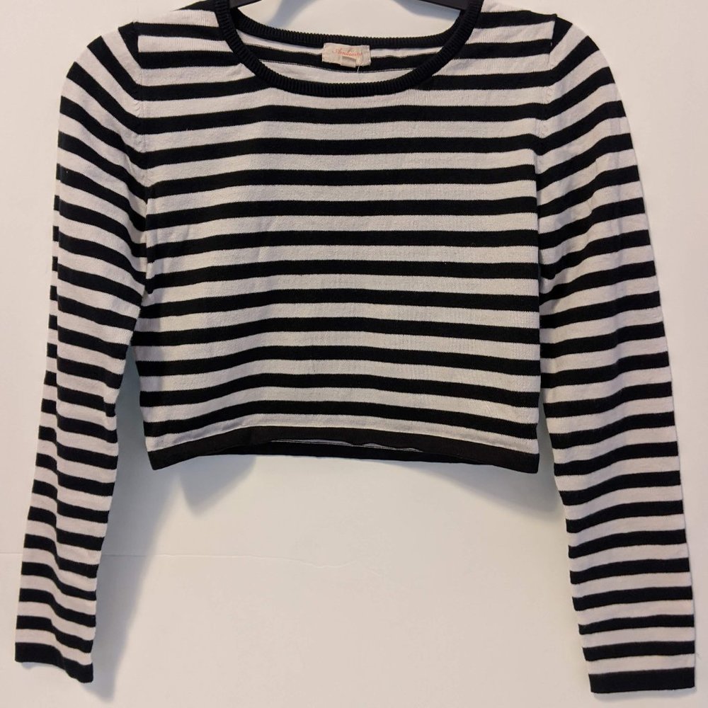Ambiance Black and White Cropped Sweater| Ambiance